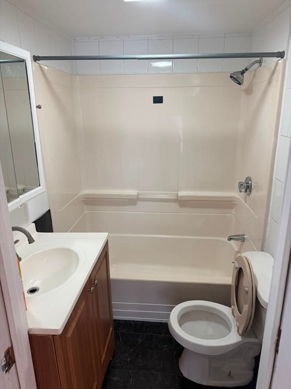 1 E Public St, Freetown MA 02702 photo 12