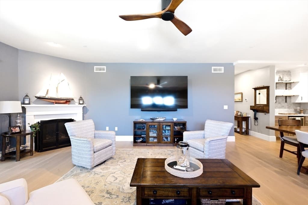 134 Court St # 2, Plymouth MA 02360 photo 16