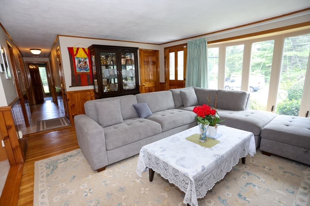 116 Pond St, Billerica MA 01821 photo 9