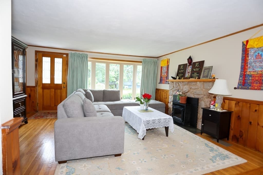 116 Pond St, Billerica MA 01821 photo 11
