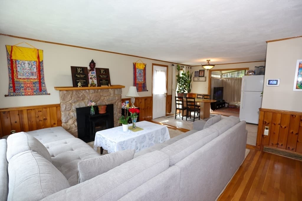 116 Pond St, Billerica MA 01821 photo 8