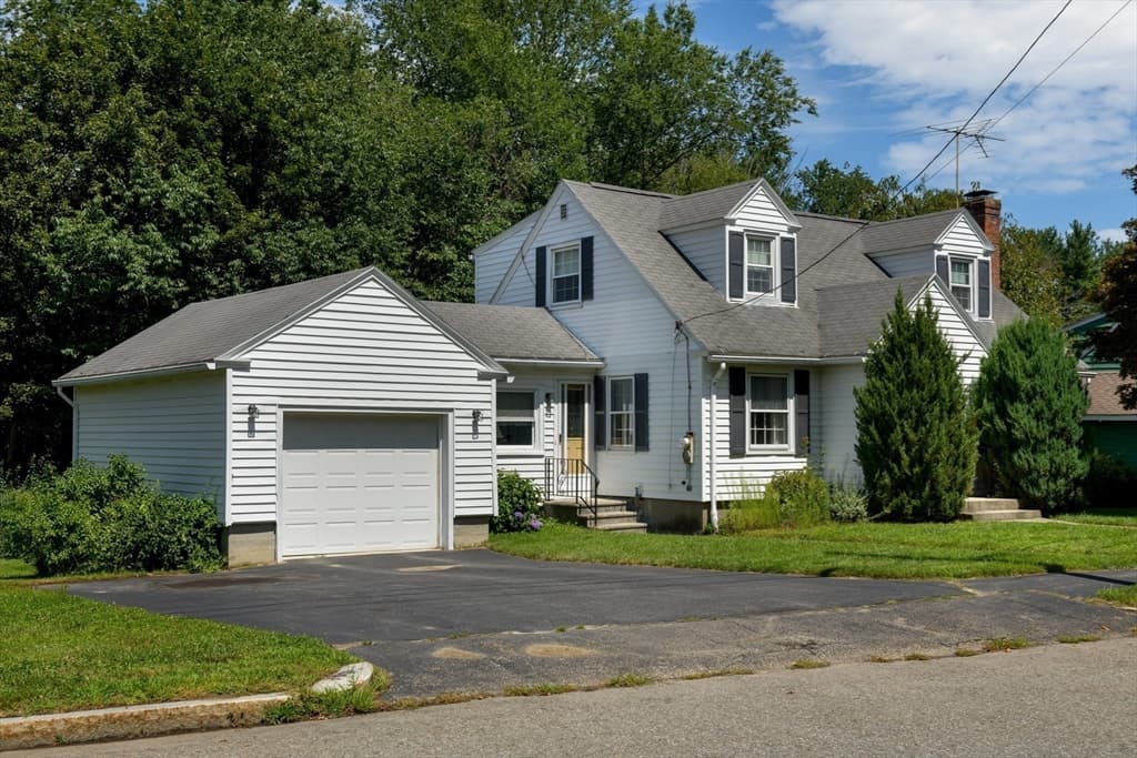 Single Family Residence at 44 Zenith Drive, Worcester MA 01602, Worcester, photo 23 of 24