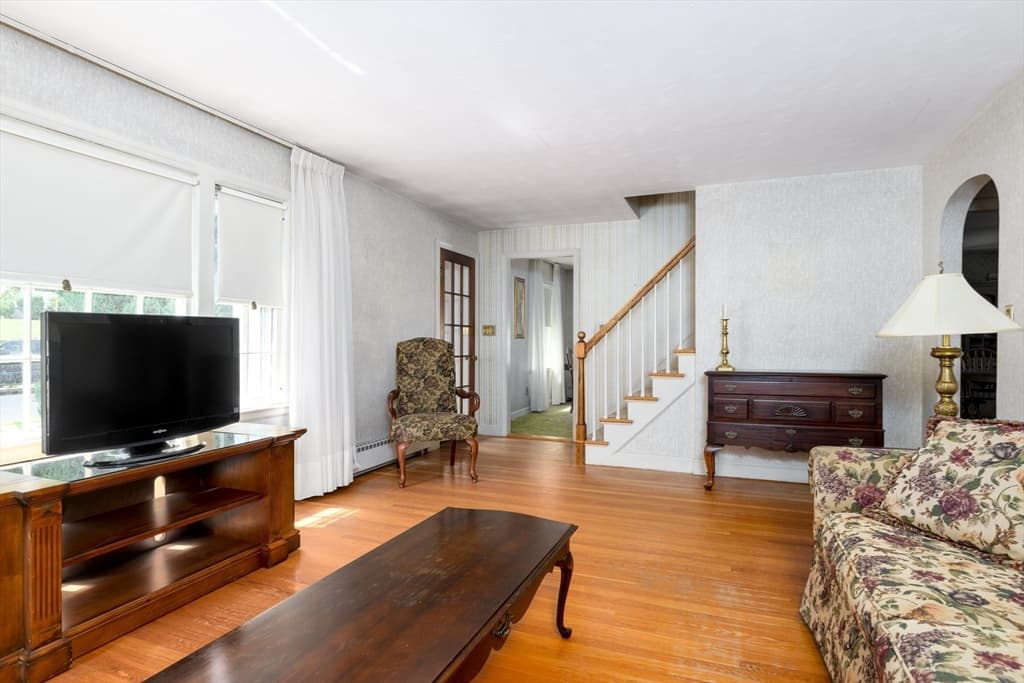 Single Family Residence at 44 Zenith Drive, Worcester MA 01602, Worcester, photo 3 of 24