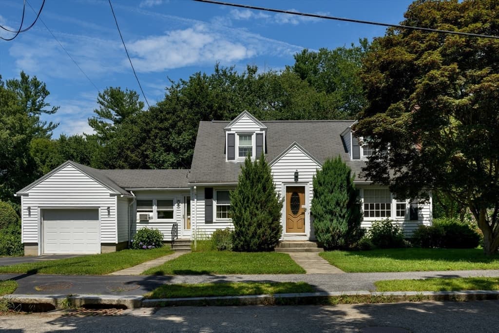 44 Zenith Drive, Worcester MA 01602