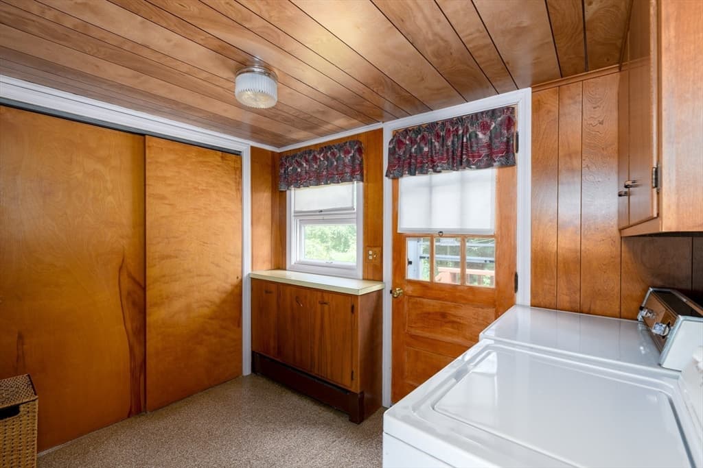 Single Family Residence at 44 Zenith Drive, Worcester MA 01602, Worcester, photo 20 of 24