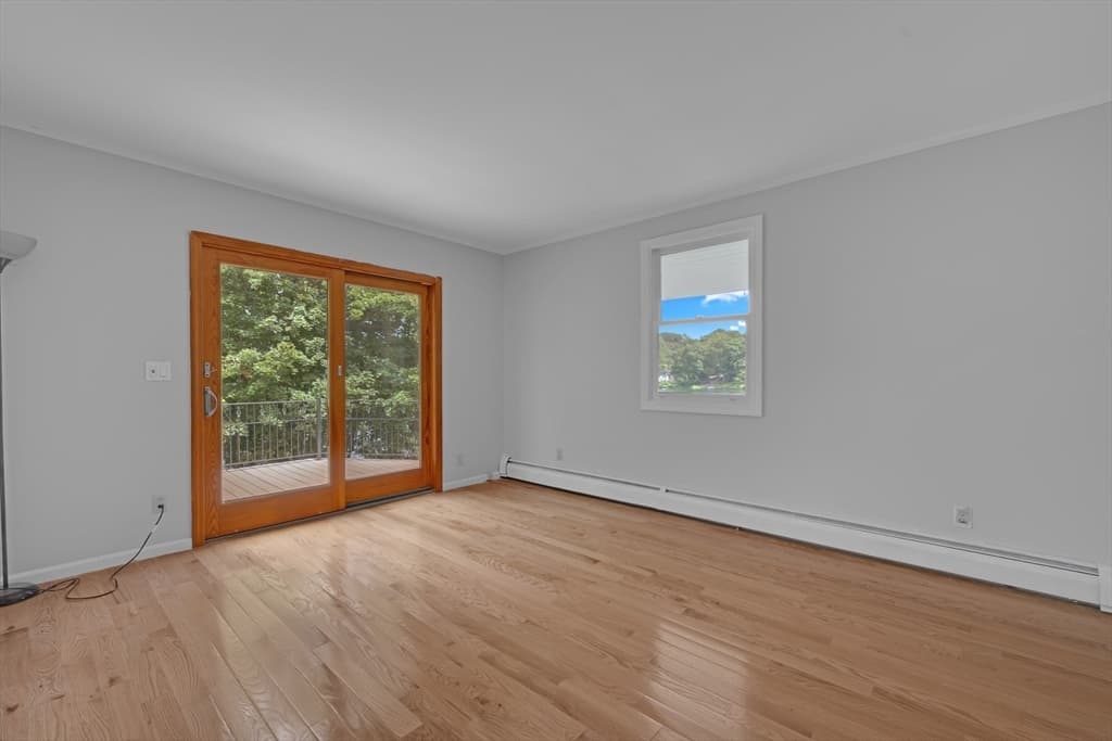19 Crocker Ave, Lunenburg MA 01462 photo 15