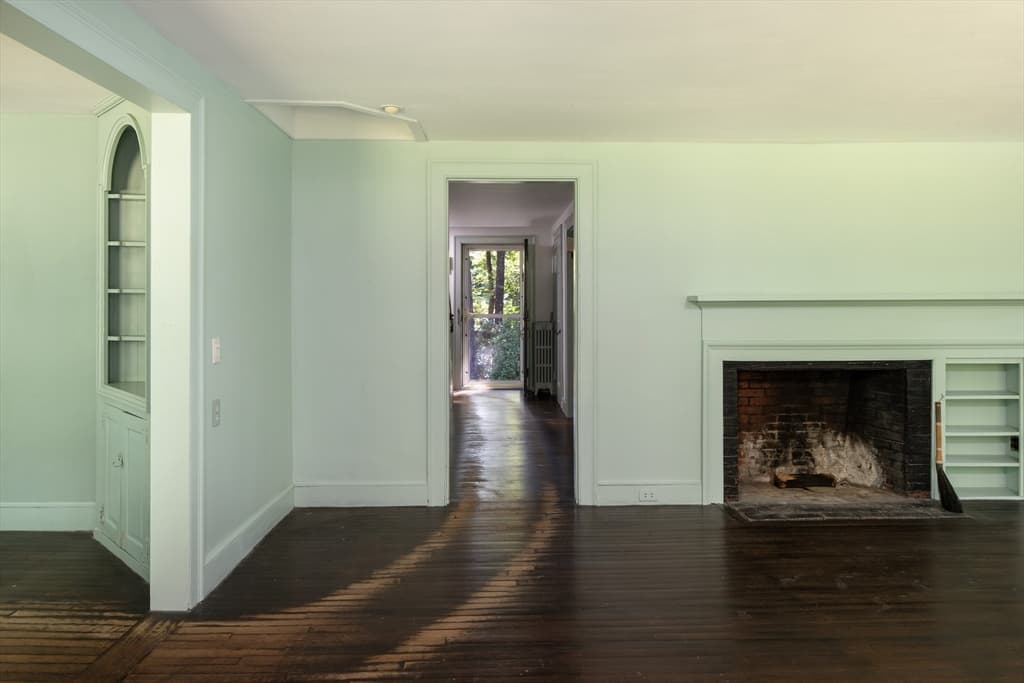 Single Family Residence at 92 Front St, Marion MA 02738, Marion, photo 13 of 38