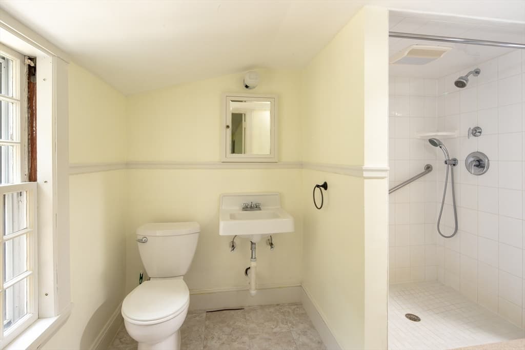 Single Family Residence at 92 Front St, Marion MA 02738, Marion, photo 28 of 38