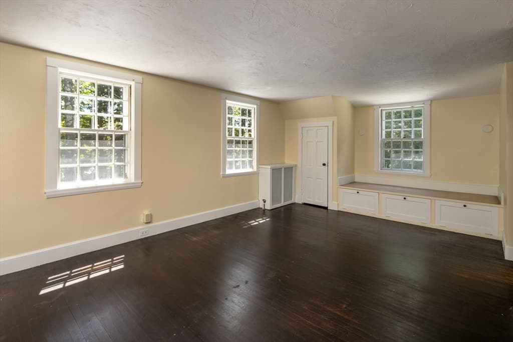 Single Family Residence at 92 Front St, Marion MA 02738, Marion, photo 24 of 38