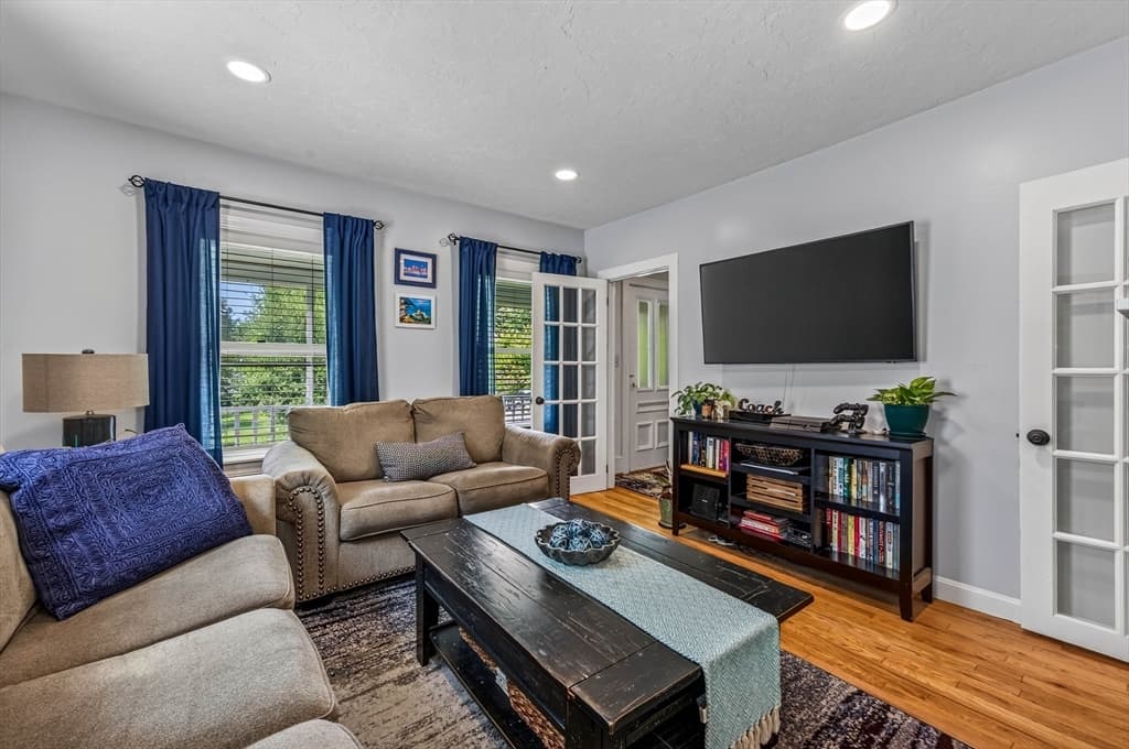 Single Family Residence at 140 Elm St, Halifax MA 02338, Halifax, photo 14 of 37