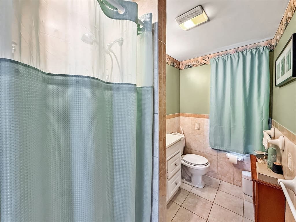28 Ferry St, Everett MA 02149 photo 13