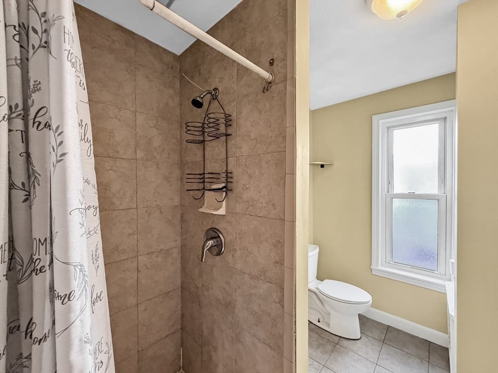 28 Ferry St, Everett MA 02149 photo 24