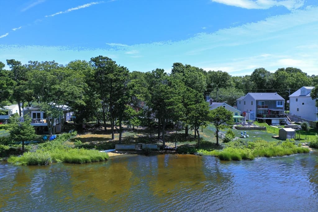 107 Shorewood Dr, Falmouth MA 02536 photo 26