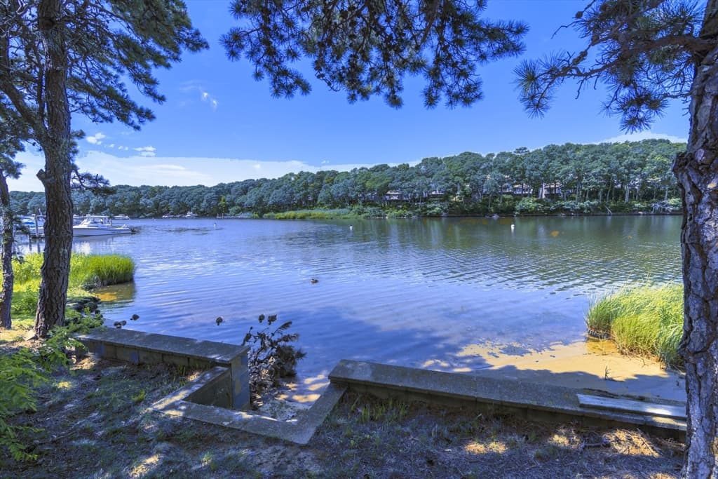 107 Shorewood Dr, Falmouth MA 02536 photo 32