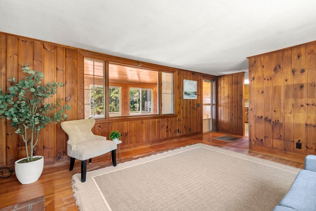 107 Shorewood Dr, Falmouth MA 02536 photo 9