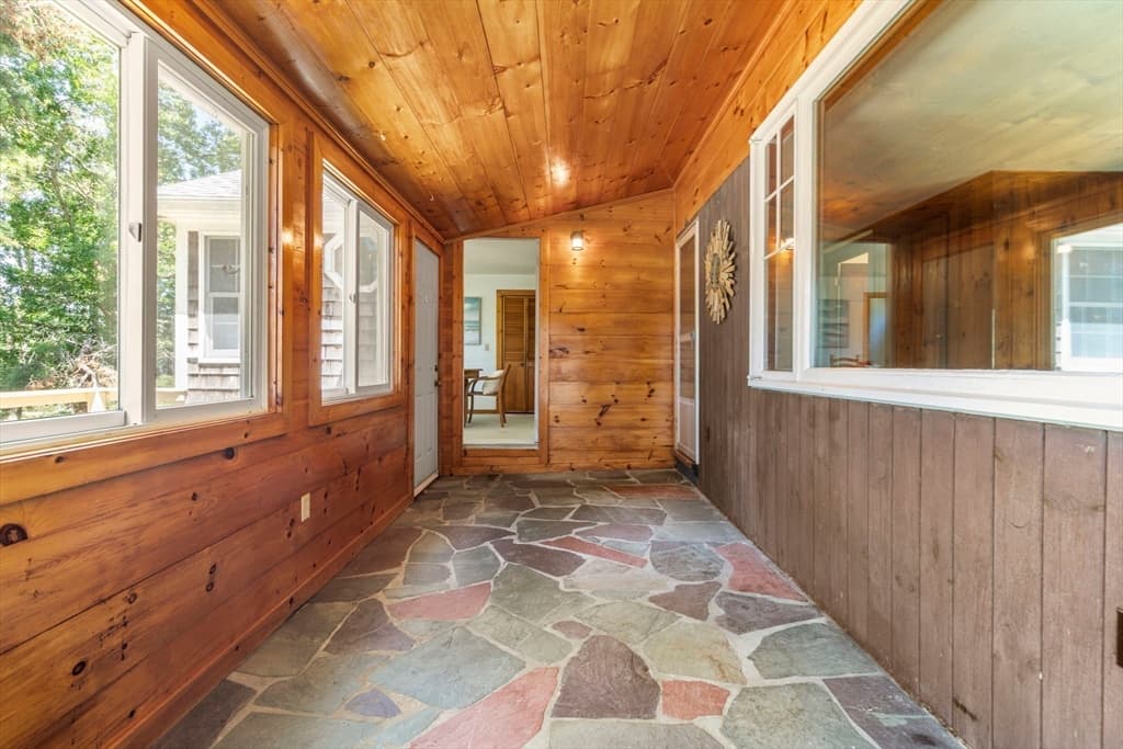 107 Shorewood Dr, Falmouth MA 02536 photo 24