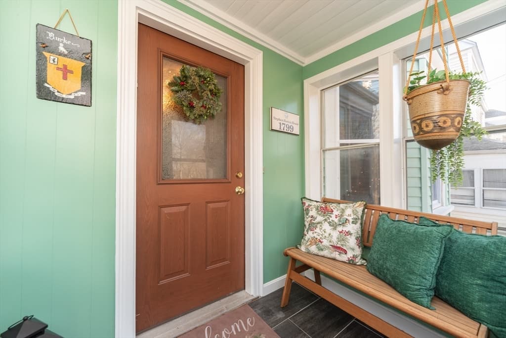 50 Brush Hill Rd, Milton MA 02186 photo 2