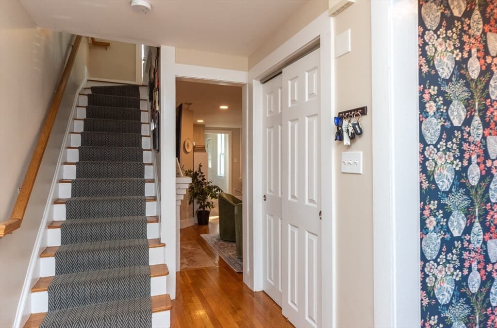 50 Brush Hill Rd, Milton MA 02186 photo 3