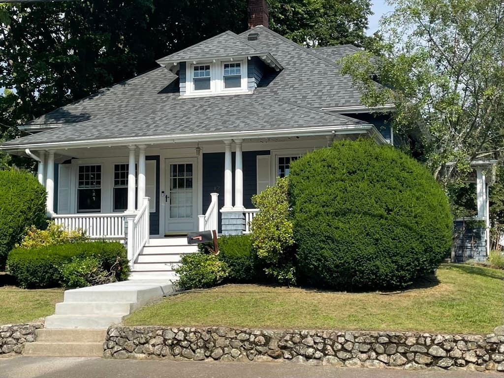 12 Tilton Ave, Brockton MA 02301 photo 2