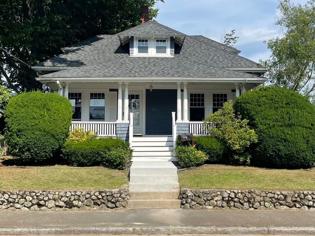 12 Tilton Ave, Brockton MA 02301
