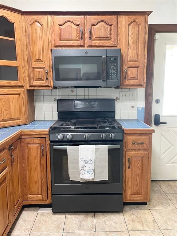 12 Tilton Ave, Brockton MA 02301 photo 24