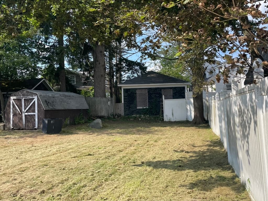 12 Tilton Ave, Brockton MA 02301 photo 10