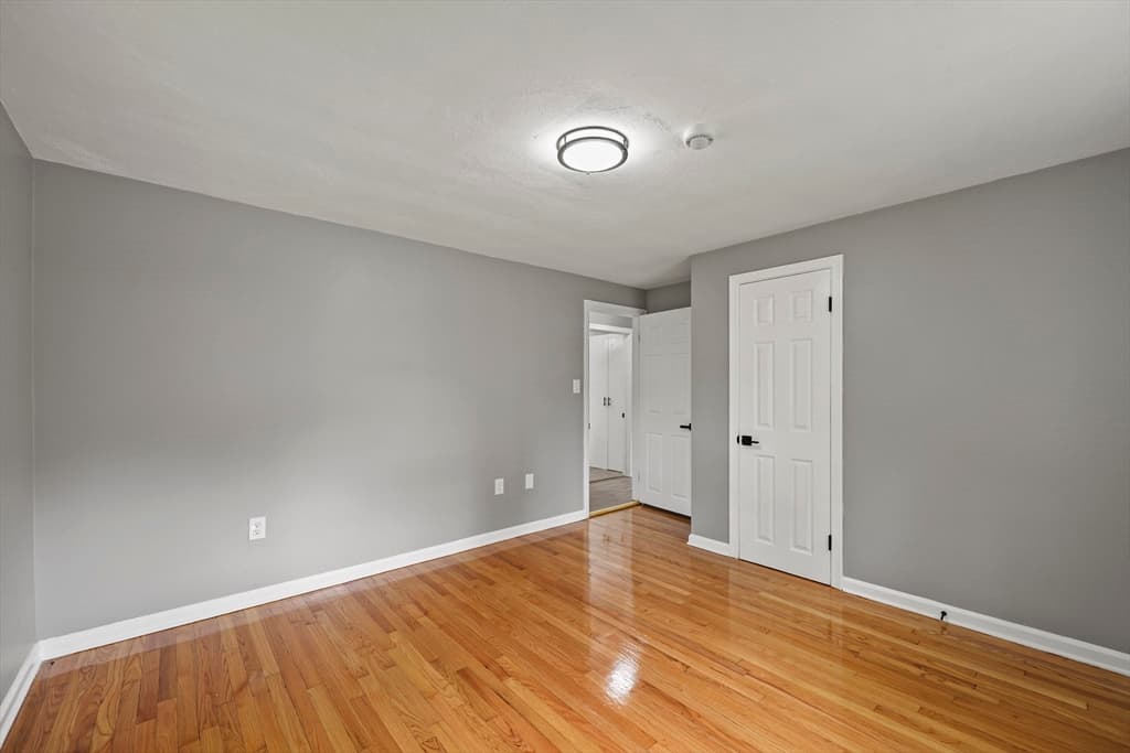 Single Family Residence at 140 Cole Ave, Pittsfield MA 01201, Pittsfield, photo 14 of 39