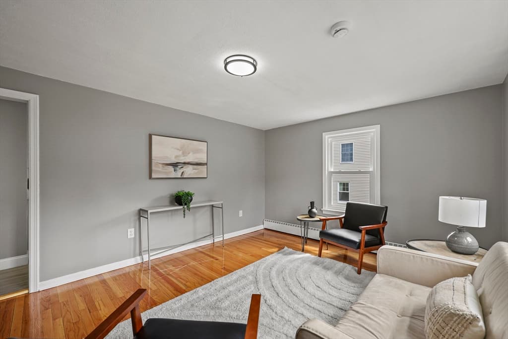Single Family Residence at 140 Cole Ave, Pittsfield MA 01201, Pittsfield, photo 4 of 39