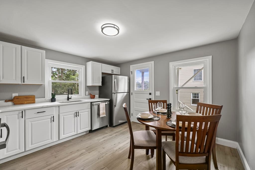 Single Family Residence at 140 Cole Ave, Pittsfield MA 01201, Pittsfield, photo 8 of 39