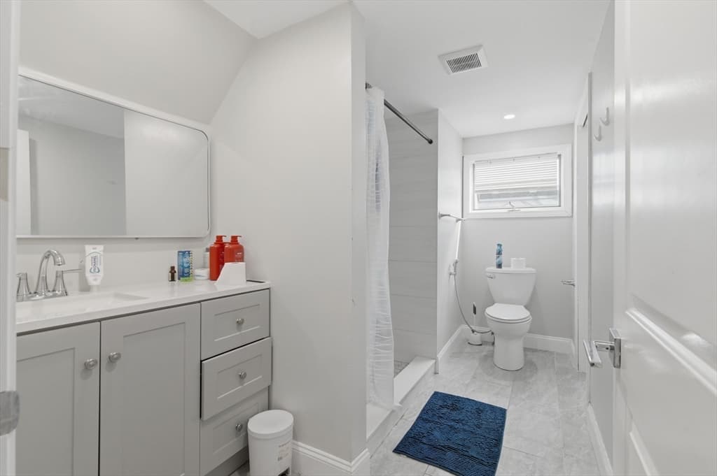 9 Vassall St, Quincy MA 02170 photo 20