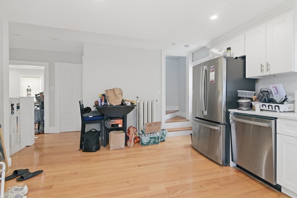 9 Vassall St, Quincy MA 02170 photo 9