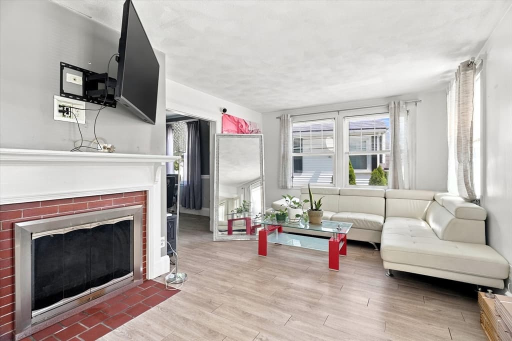 44 Fernwood Ave, Lynn MA 01904 photo 6