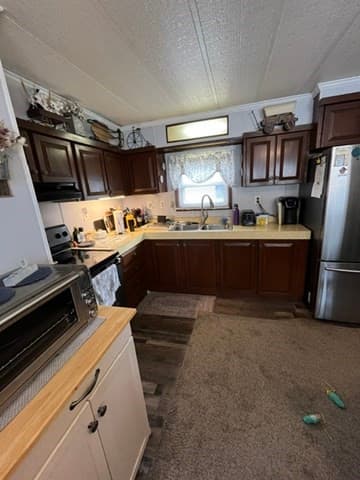 7 Cadillac Dr, Marlborough MA 01752 photo 13