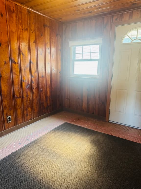 Single Family Residence at 47 Redden Rd, Springfield MA 01119, Springfield, photo 15 of 19