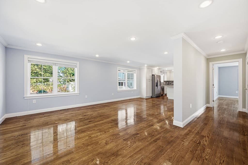 305 Lynn St, Malden MA 02148 photo 8