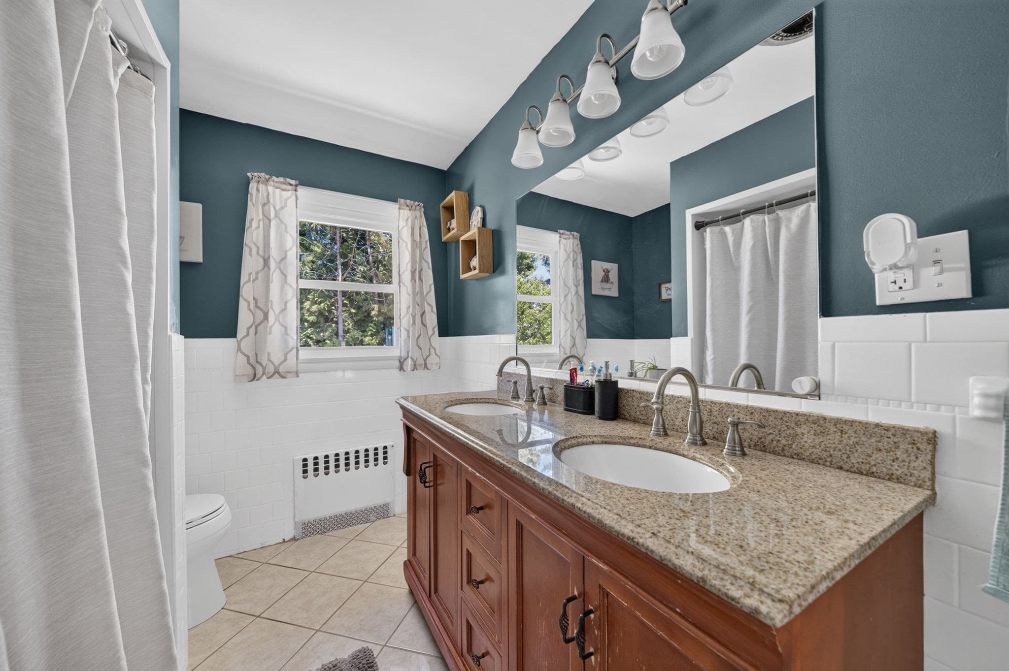 Single Family Residence at 84 Evans Street, Somerset MA 02726, photo 15 of 42