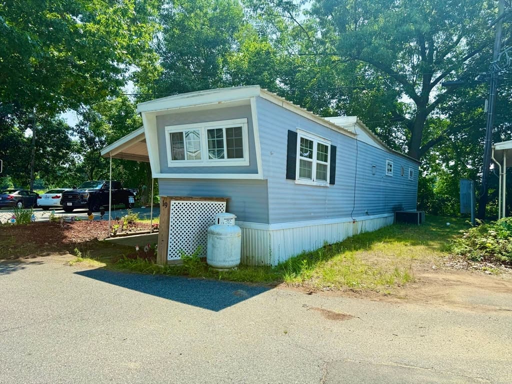 404 Southwick Rd # 19, Westfield MA 01085 photo 14