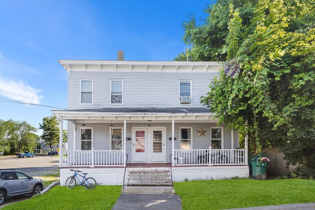 15 Cascade St, Fitchburg MA 01420
