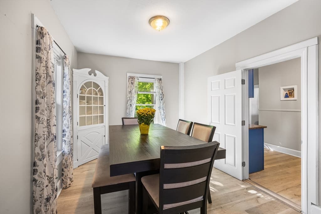 15 Cascade St, Fitchburg MA 01420 photo 5