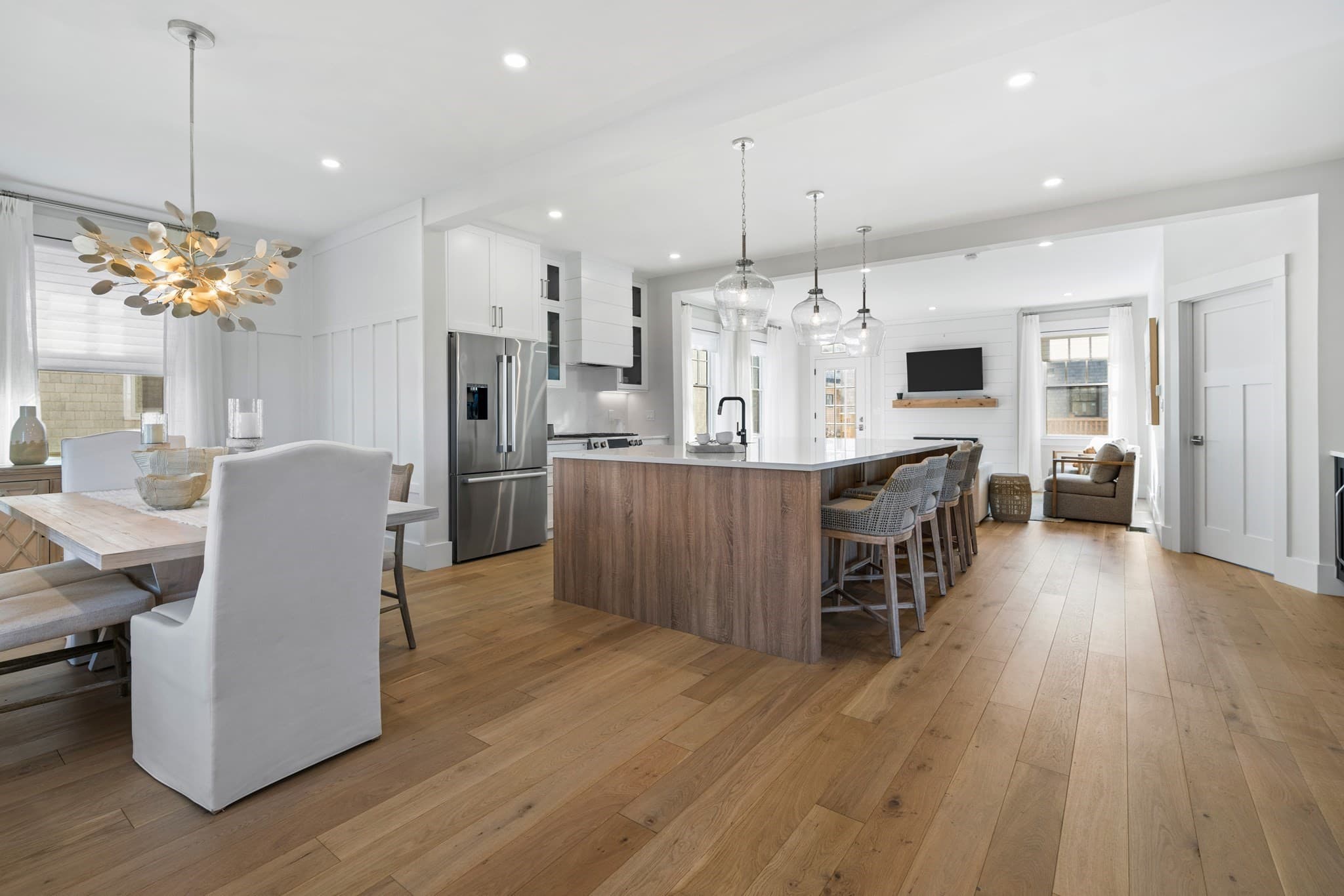 Single Family Residence at 19 Beach Grass Road, Nantucket MA 02554, photo 2 of 21