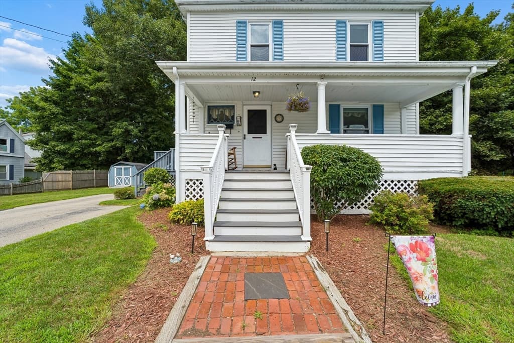 12 Leonard St, Milford MA 01757 photo 2