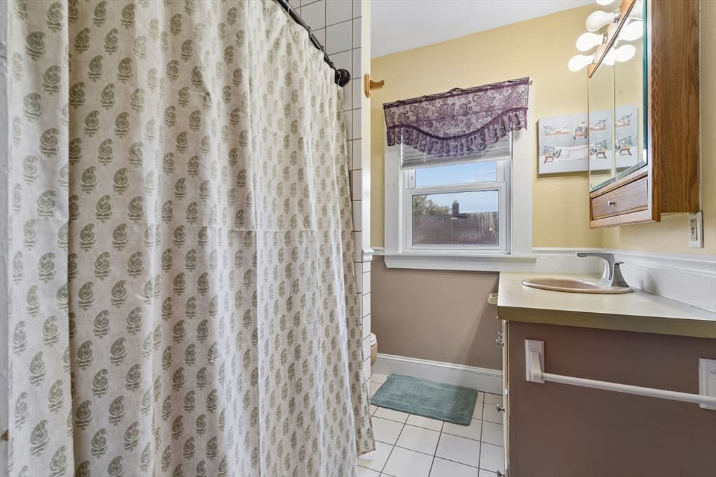 12 Leonard St, Milford MA 01757 photo 28