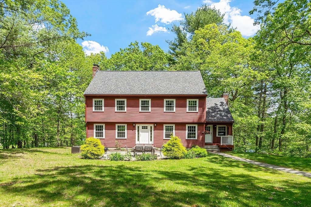 8 Scott Road, Littleton MA 01460