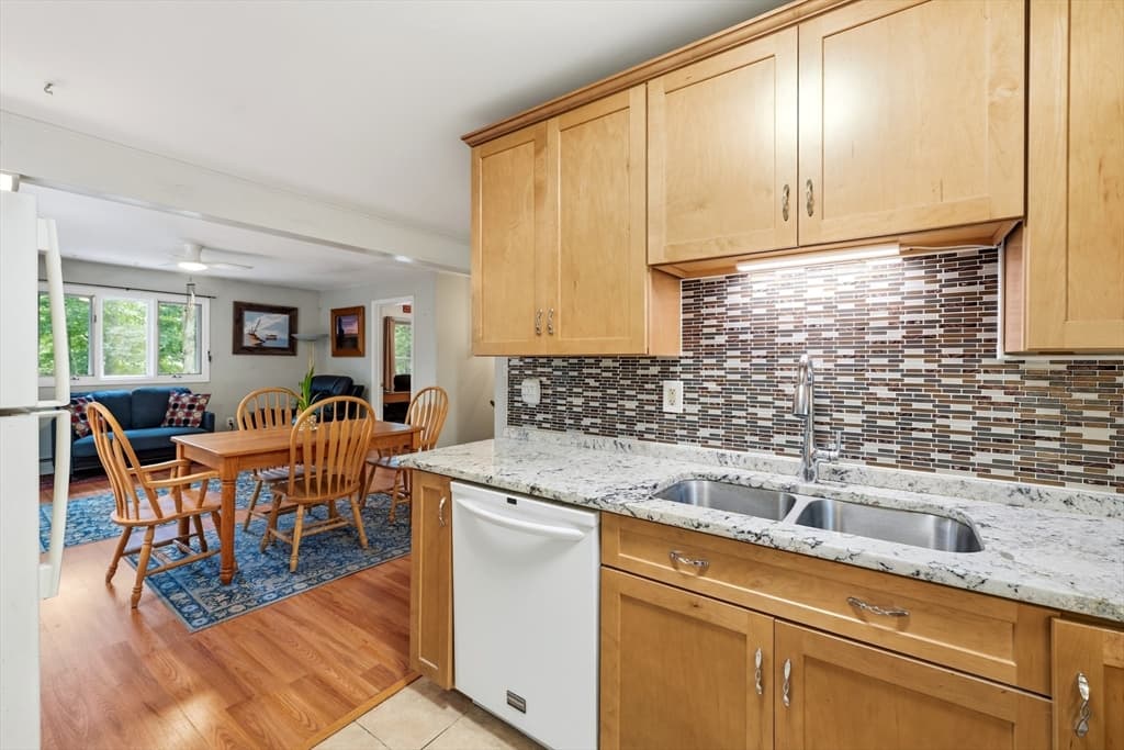 71 Warren Road, Townsend MA 01469 photo 6