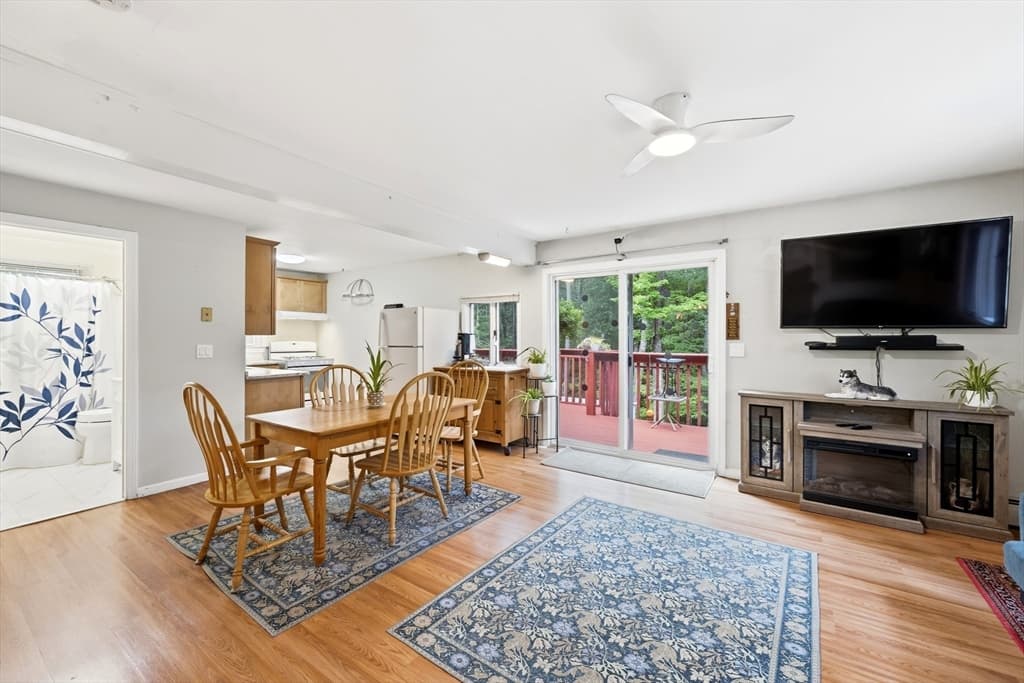 71 Warren Road, Townsend MA 01469 photo 4