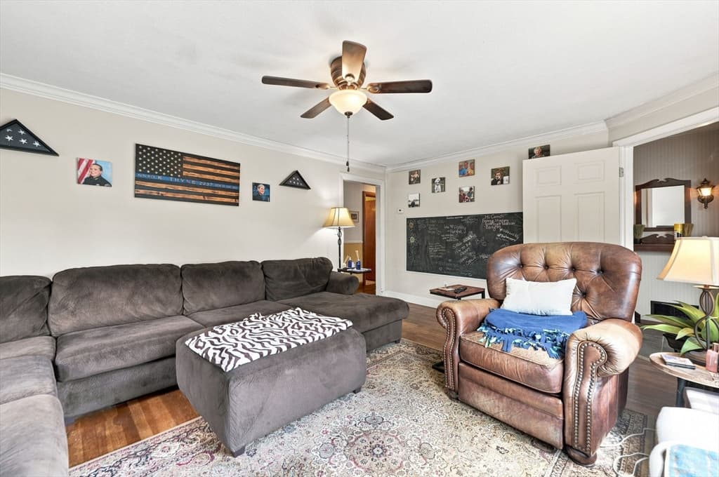 124 E Meadow Rd, Lowell MA 01854 photo 4