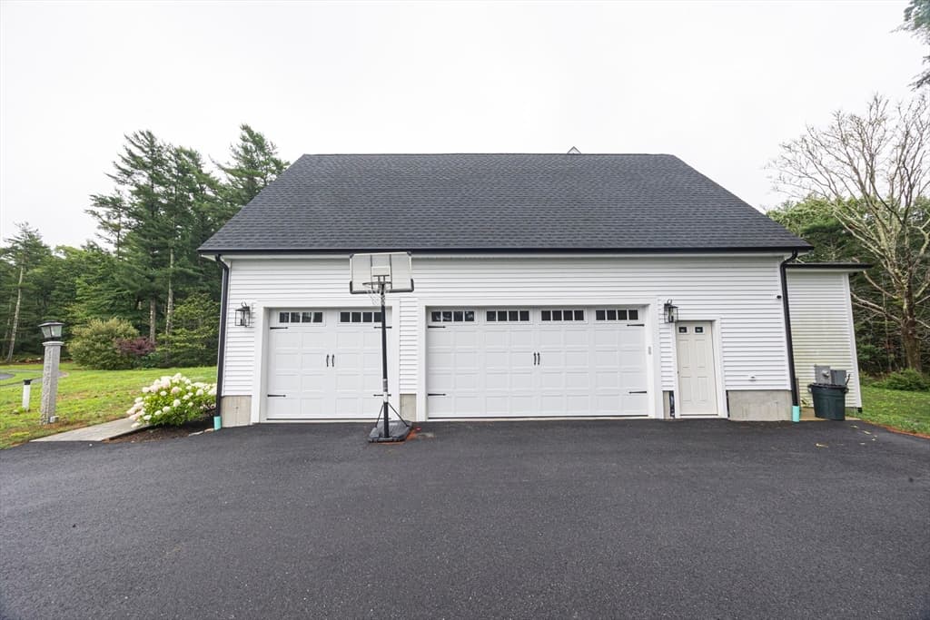 63 Whitetail Lane, Middleboro MA 02346 photo 5
