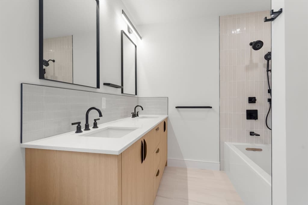 58 Kent # 302, Brookline MA 02445 photo 11