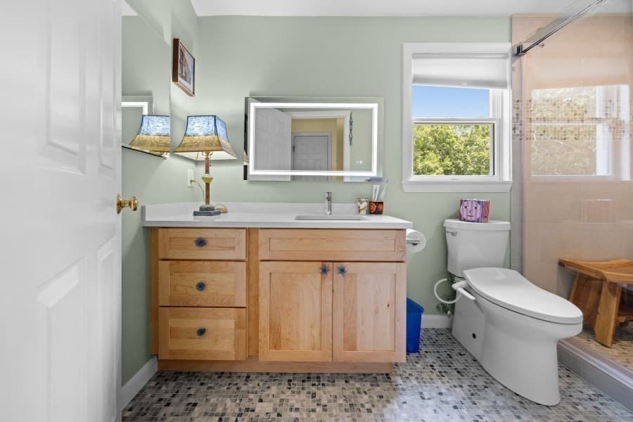 Single Family Residence at 135 Mayflower Lane, Tisbury MA 02568, photo 10 of 40