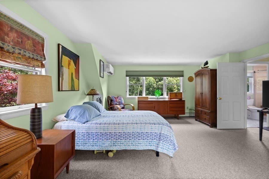 Single Family Residence at 135 Mayflower Lane, Tisbury MA 02568, photo 14 of 40
